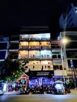 Aime House & Niisaii Apartment 