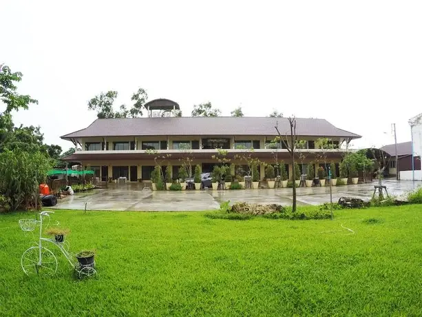 Baan Supannikar 