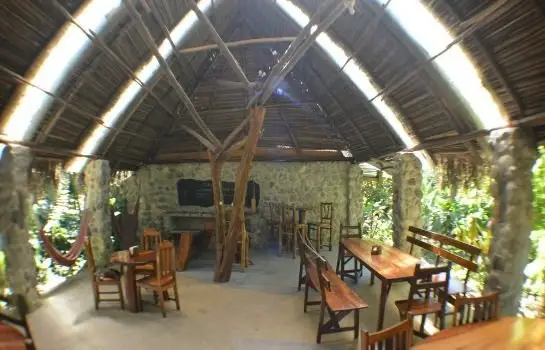 Omega Tours Eco-Jungle Lodge 