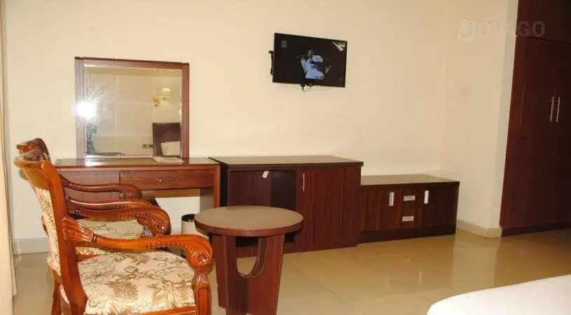 Monty suites Calabar 