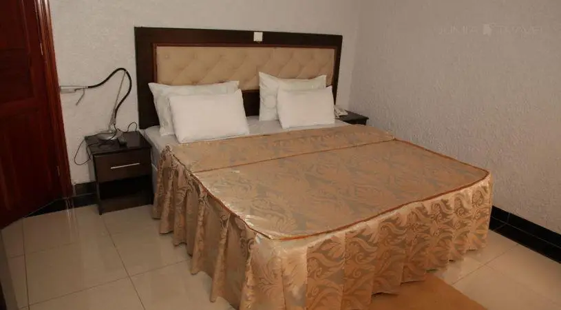 Sinai Suites 