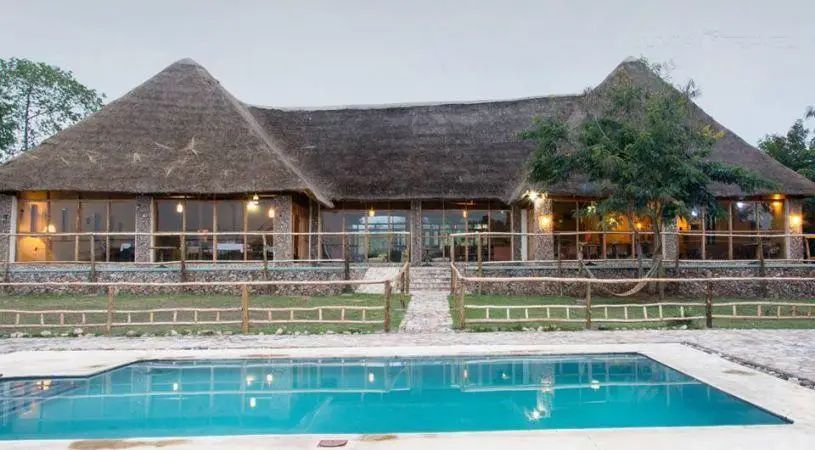 Ihamba Lakeside Safari Lodge