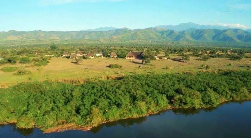 Ihamba Lakeside Safari Lodge 