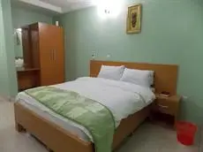 Mataan Hotel Suites 