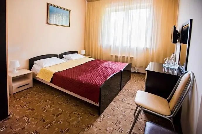 Utomlyonnye Solntsem Hotel 