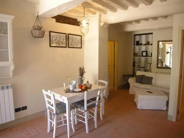 Apartment in Camaiore II 