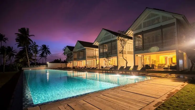 Sri Sharavi Beach Villas & Spa