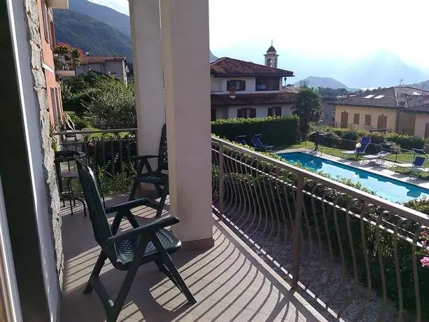 Villa Aurora with pool Colico 