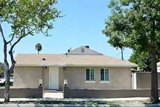 Anaheim Beacon House 4 Bedroom 2 Bath 2 Car garage 