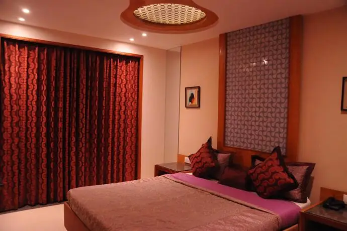 Hotel City Heart Shirdi 