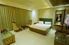 Hotel City Heart Shirdi 