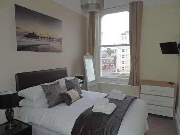 Eastbourne Sea View Apartment