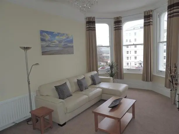 Eastbourne Sea View Apartment 