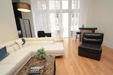 Walnut Street Stunning 3 Bedroom 