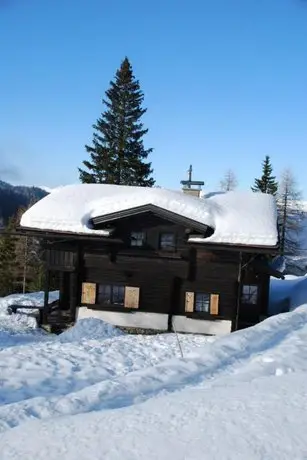 Solle Wulfenia Hutte