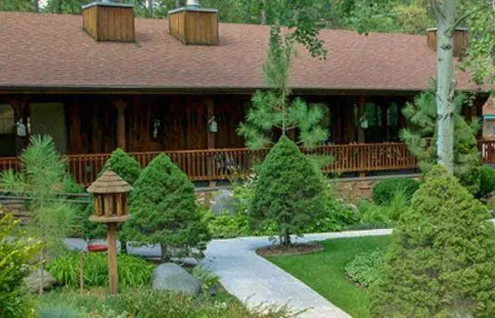 Shadow Mountain Lodge and Cabins