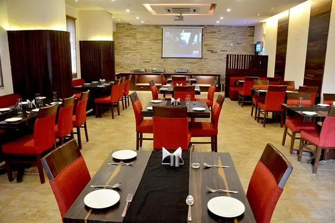 Hotel Sapphire Zirakpur 