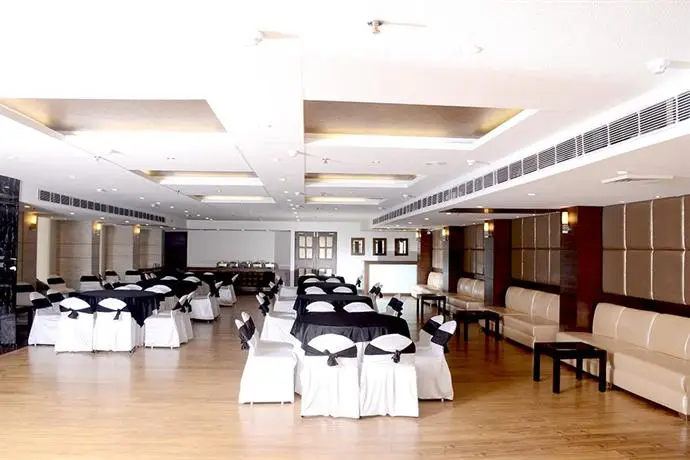 Hotel Sapphire Zirakpur 