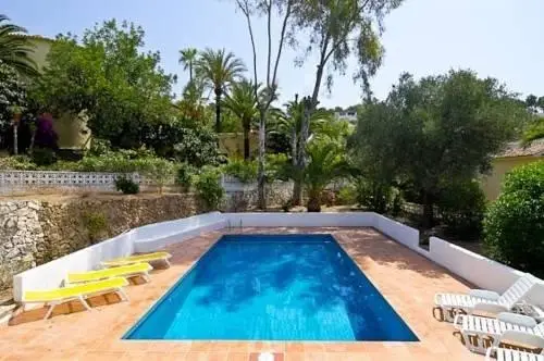 Villa near the beach with view in Benissa 