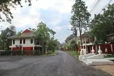 Tong House Resort 