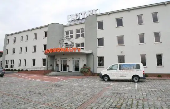 Hotel Kosmonauty Wroclaw-Airport 