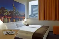 B&B Hotel Frankfurt-Hbf 