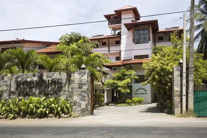 Rockside Beach Resort 