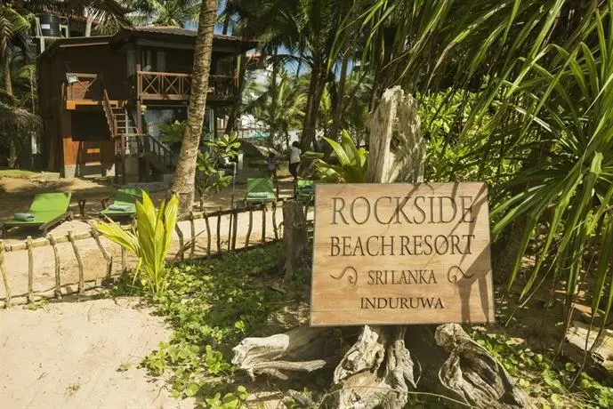 Rockside Beach Resort 