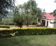 Rushozi Country Home 