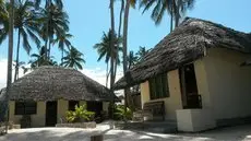 Family Beach Bungalows 