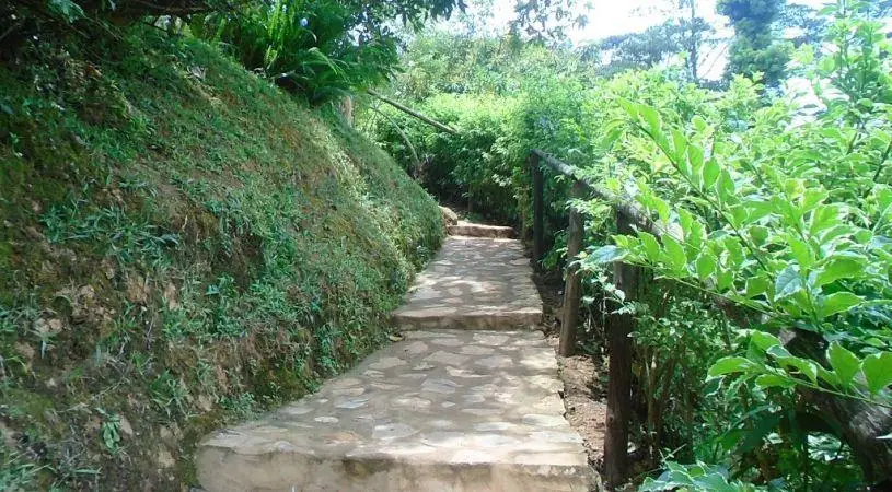 Bunyonyi Lodge Kalebas 