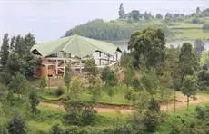 Bunyonyi Safaris Resort 