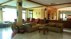 Bunyonyi Safaris Resort 