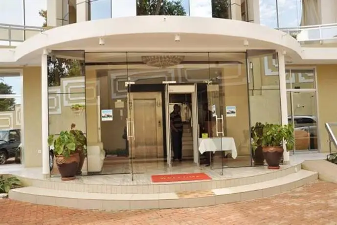 Karisimbi Hotel 