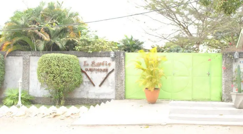 Le Raphia Guest House