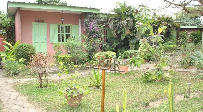 Le Raphia Guest House 