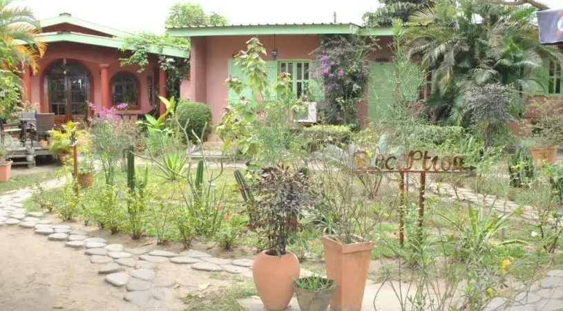 Le Raphia Guest House 