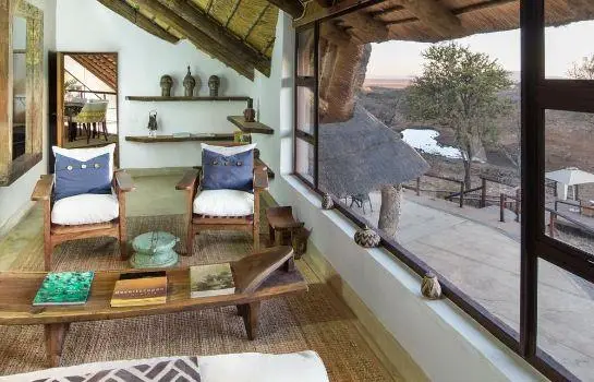 Royal Madikwe Luxury Safari Lodge 