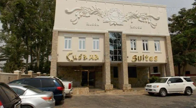 Cubana Suites