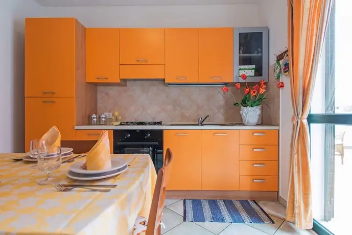 Residenza Maria Antonia - Private Apartment 