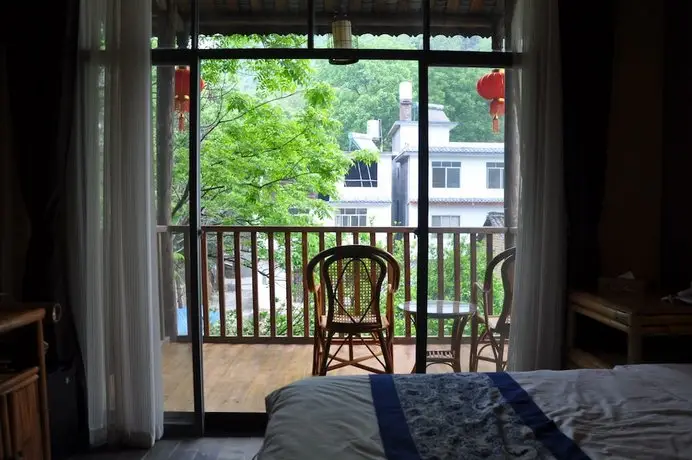 Yangshuo Mountain Nest Boutique Hotel 