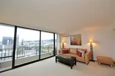 Vacation Rental Suites at Royal Garden Waikiki 