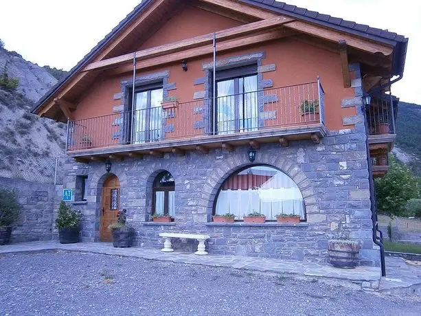 Casa Miguel Periz