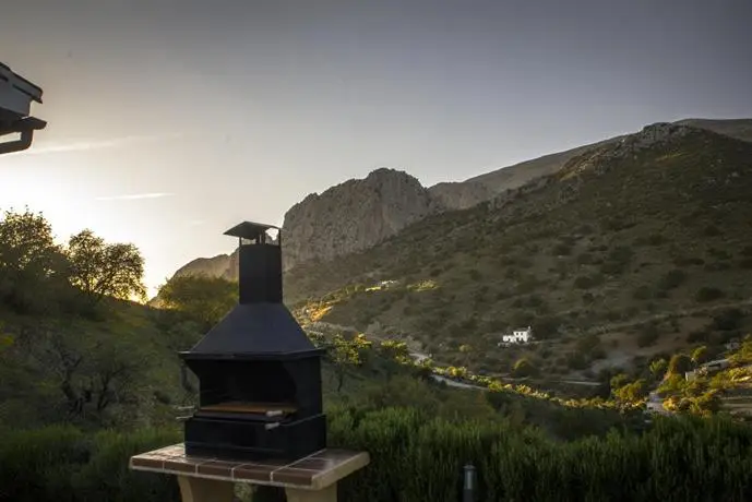 Casa El Chaparro junto al Caminito del Rey