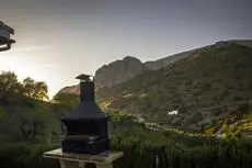 Casa El Chaparro junto al Caminito del Rey 