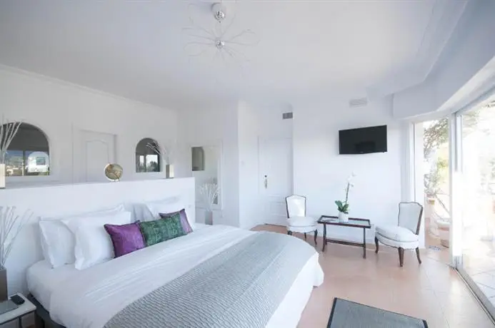 Molo 44 Suites Puerto Banus