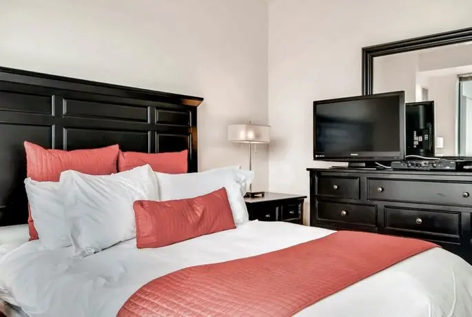 Global Luxury Suites at Kenmore Square