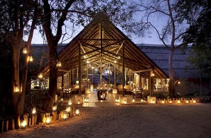 Thornybush Game Lodge