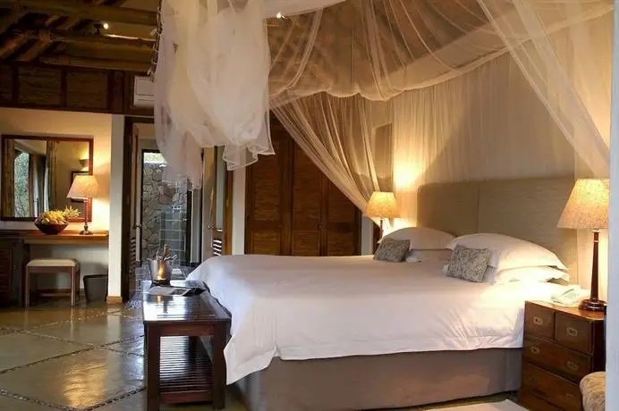 Thornybush Game Lodge 