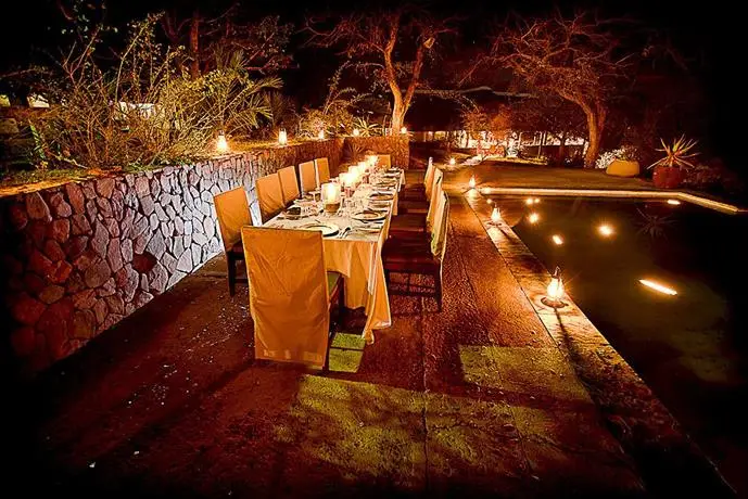 Thornybush Game Lodge 